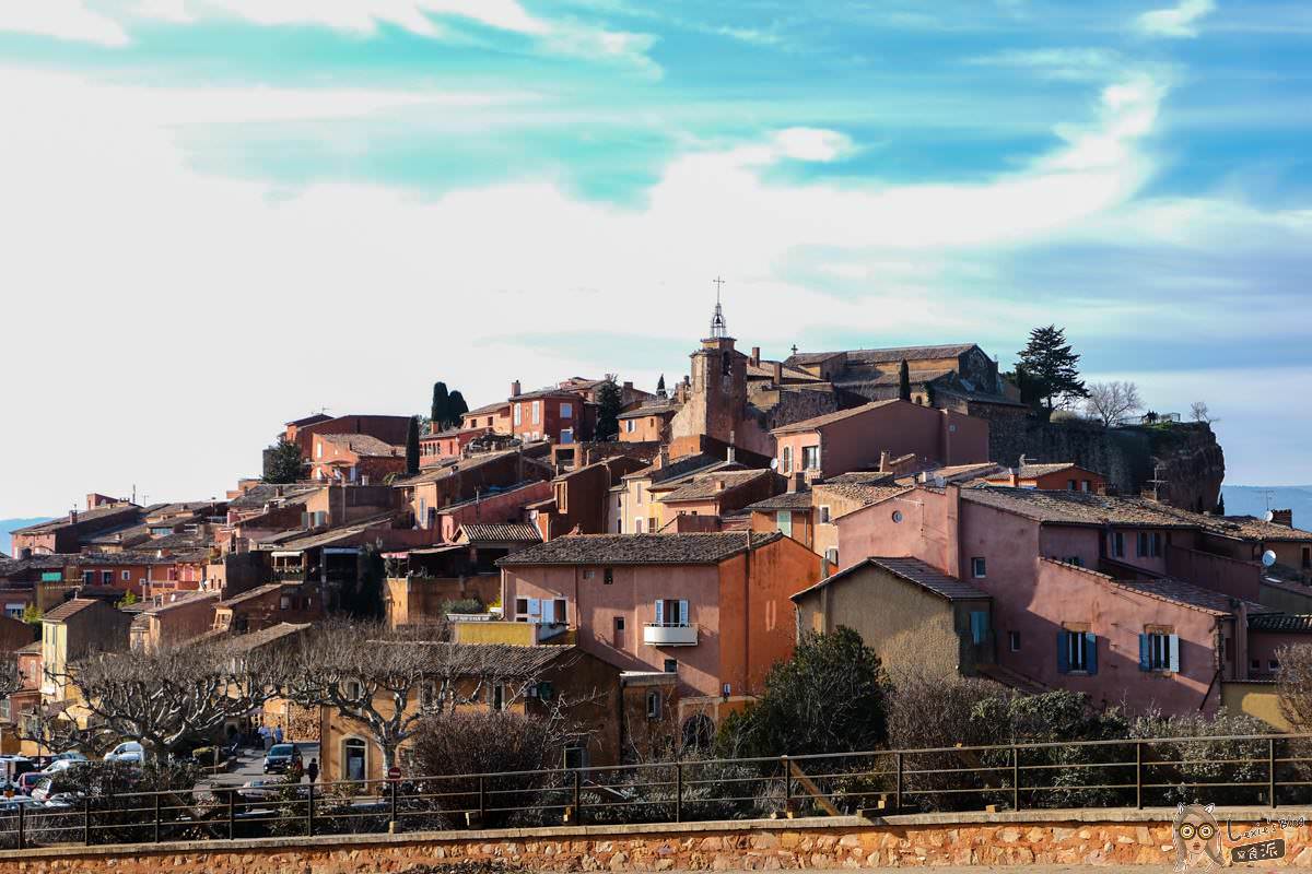 【南法必遊景點推薦】山城/天空之城Gordes與紅土城Roussillon