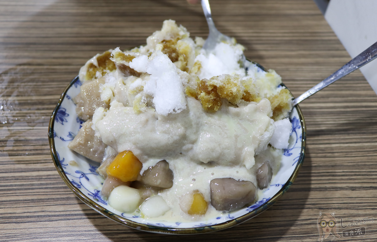 龍山寺剉冰刨冰》冰雪糖冰舖超級牛奶芋頭冰，視覺比味覺利害