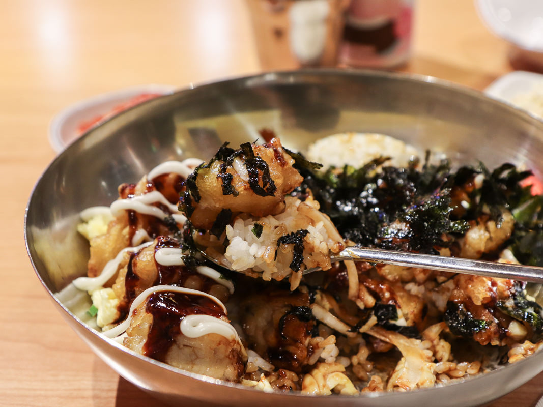 南京復興韓式料理| TAEBAK大發，發現平價的韓國道地美味/小菜免費續加