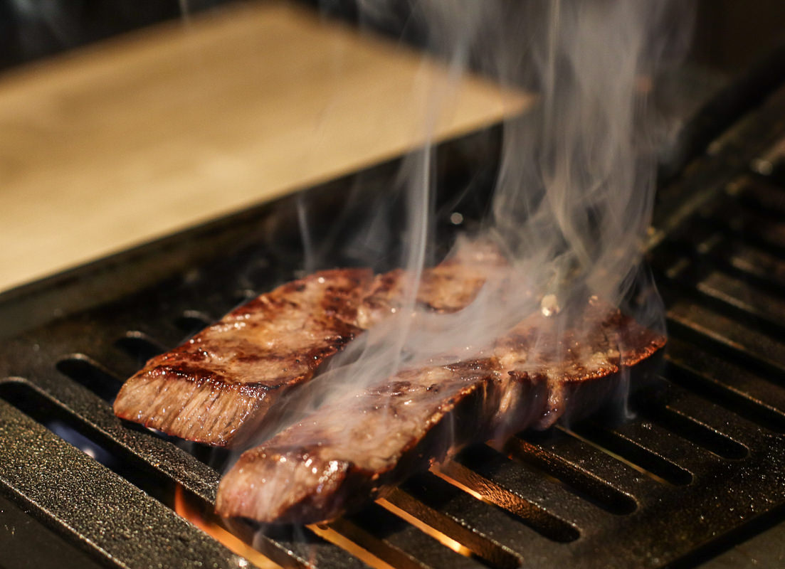 中山站頂極和牛燒肉|燒肉Hatsu Yakiniku & Wine|必點厚切牛舌!全程貼心桌邊服務