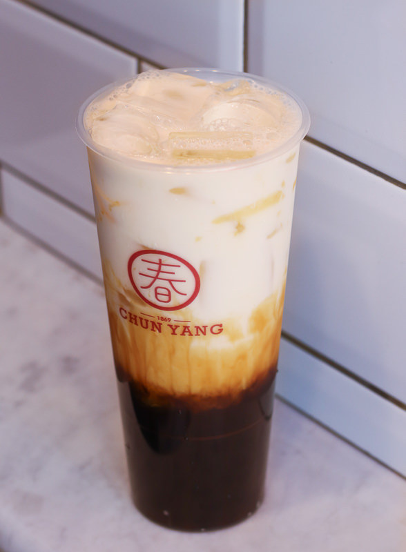 春陽茶事7品項試喝！文青風手搖飲推薦，夏季限定葡萄柚綠茶/新品柳橙青茶/四季青茶