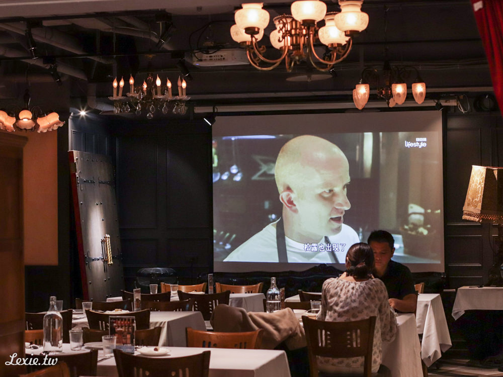 松江南京餐酒館Bagel Bagel Cafe & Bar》濃濃英倫風情，置身電影場景中！台北活動包場餐廳推薦
