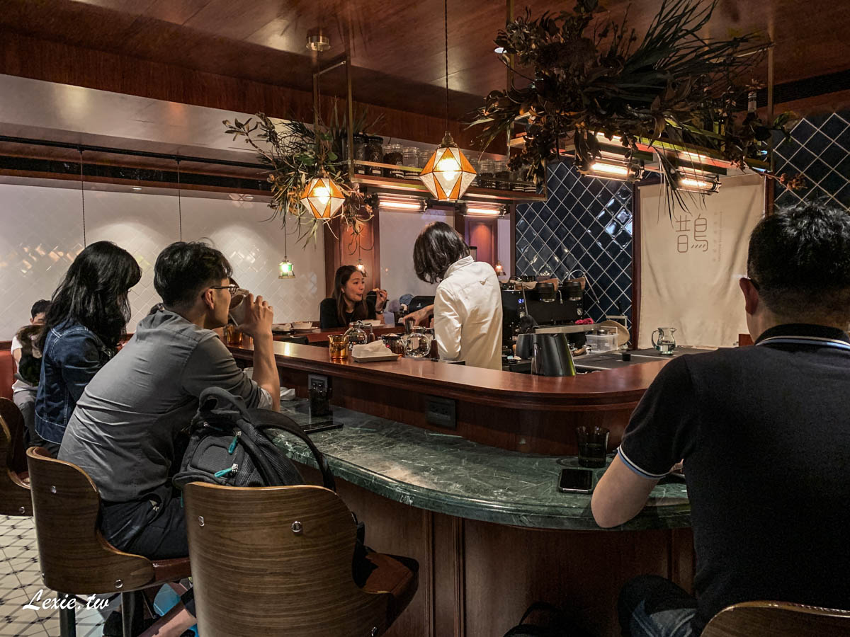 永春咖啡廳|鵲Kasasagi Coffee Roasters，手沖精品咖啡免費續杯，日式老派浪漫的地下空間/不限時預約制咖啡廳