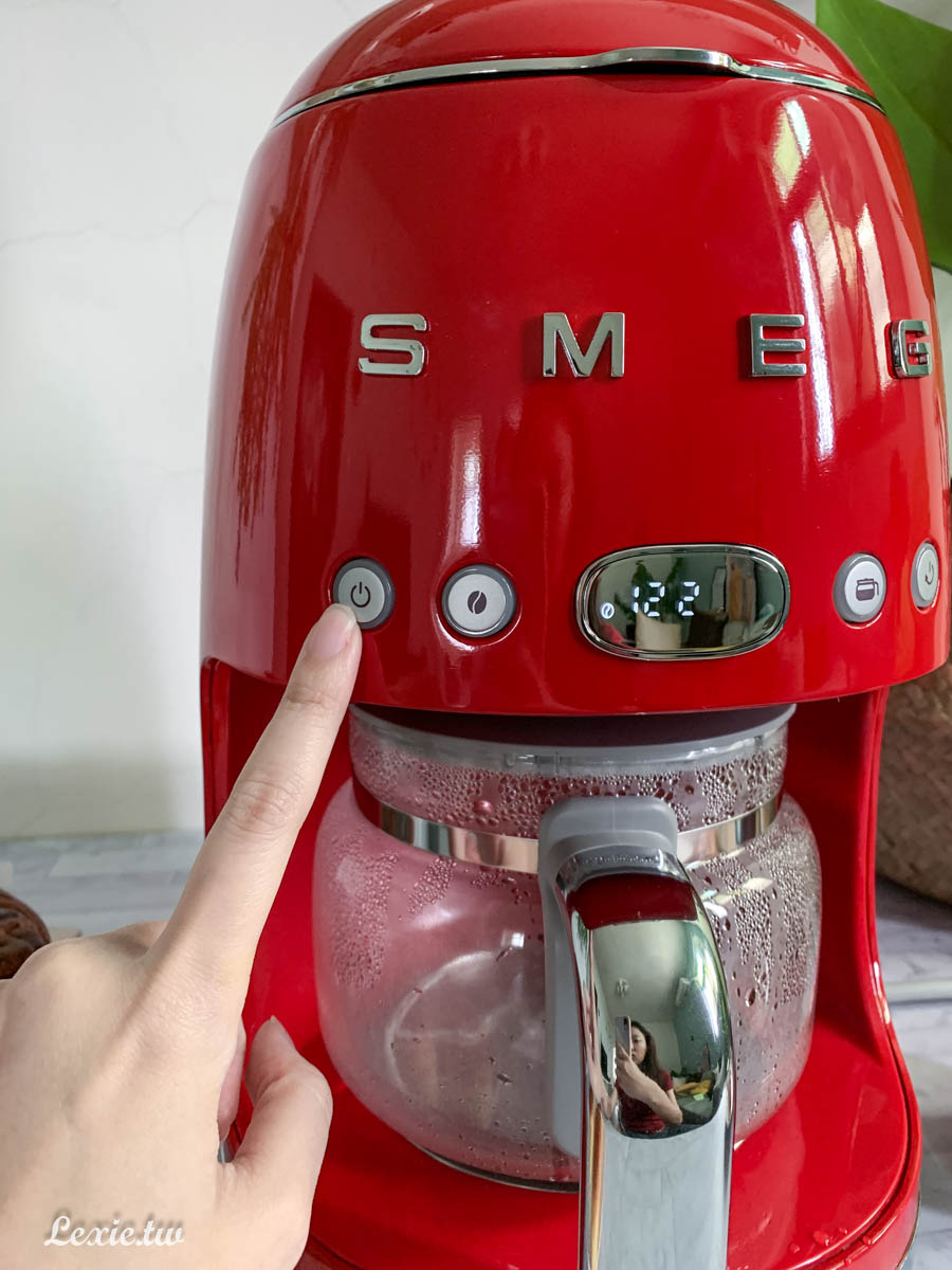 Smeg濾滴式咖啡機|輕鬆品嚐精品咖啡，義大利精品家電，居家品味由此開始