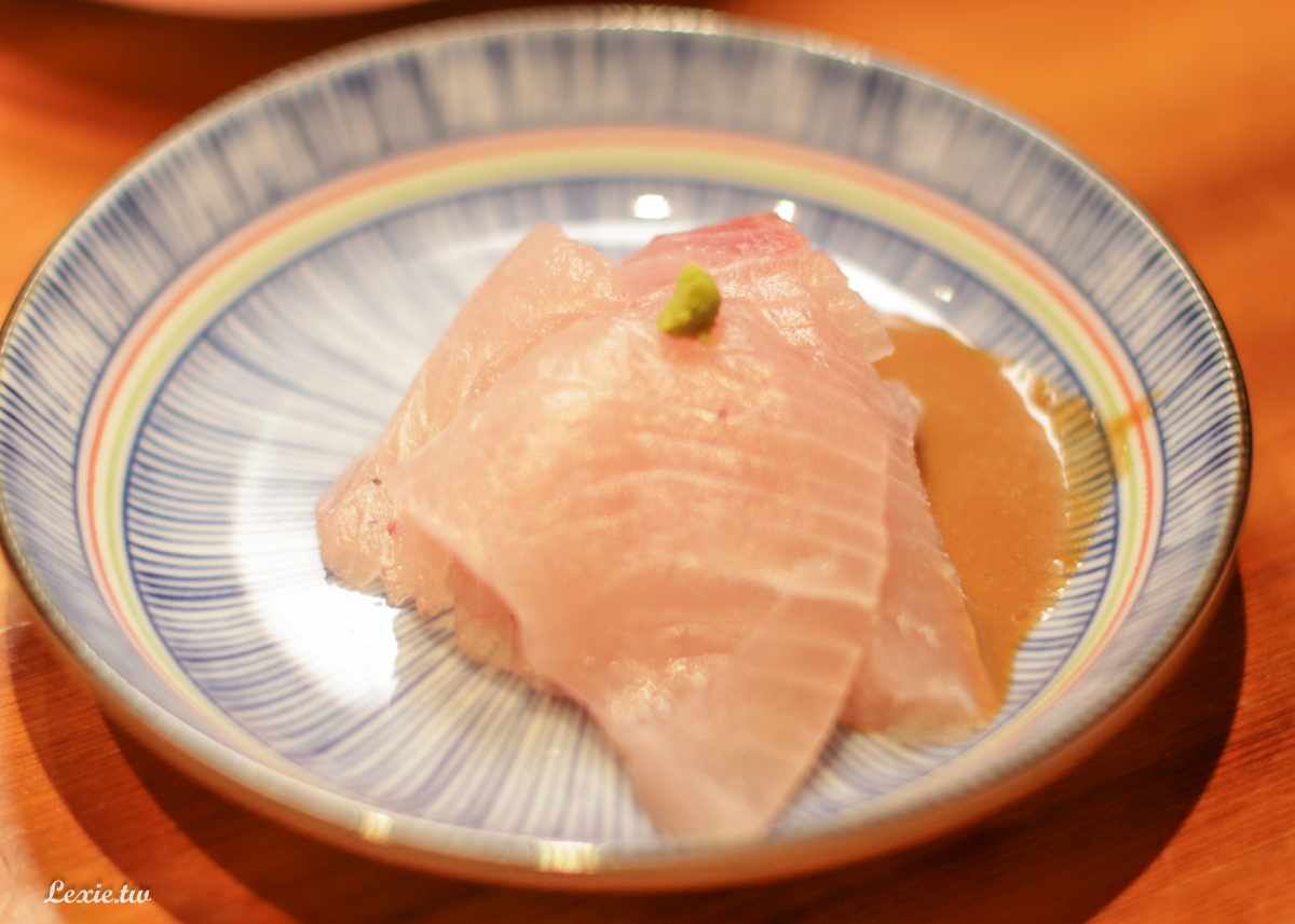 日本橋海鮮丼辻半-Tsujihan-台北海鮮丼飯/生魚片丼飯，整隻活凍龍蝦丼
