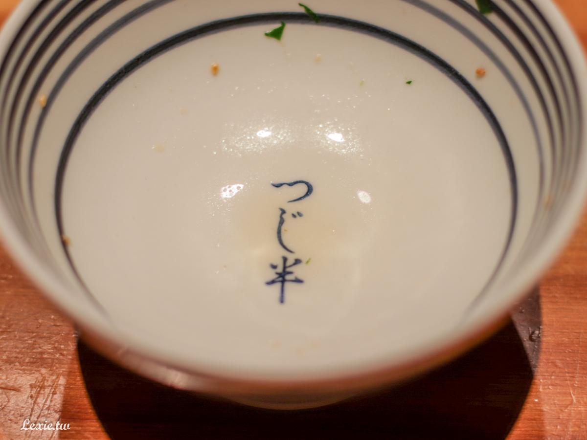 日本橋海鮮丼辻半-Tsujihan-台北海鮮丼飯/生魚片丼飯，整隻活凍龍蝦丼