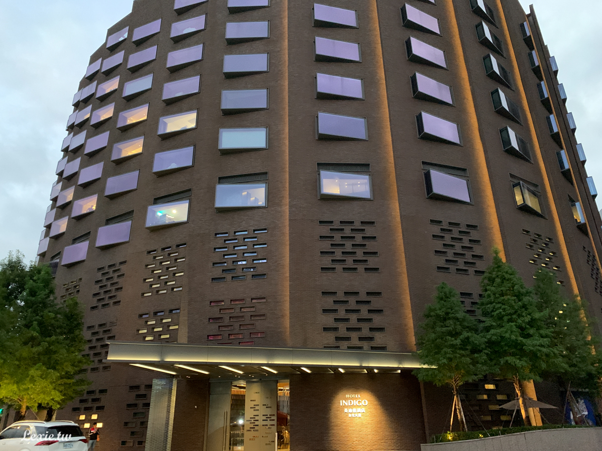 大直英迪格酒店台北設計旅館，早餐好吃床好睡，時尚酒店與在地特色的衝撞