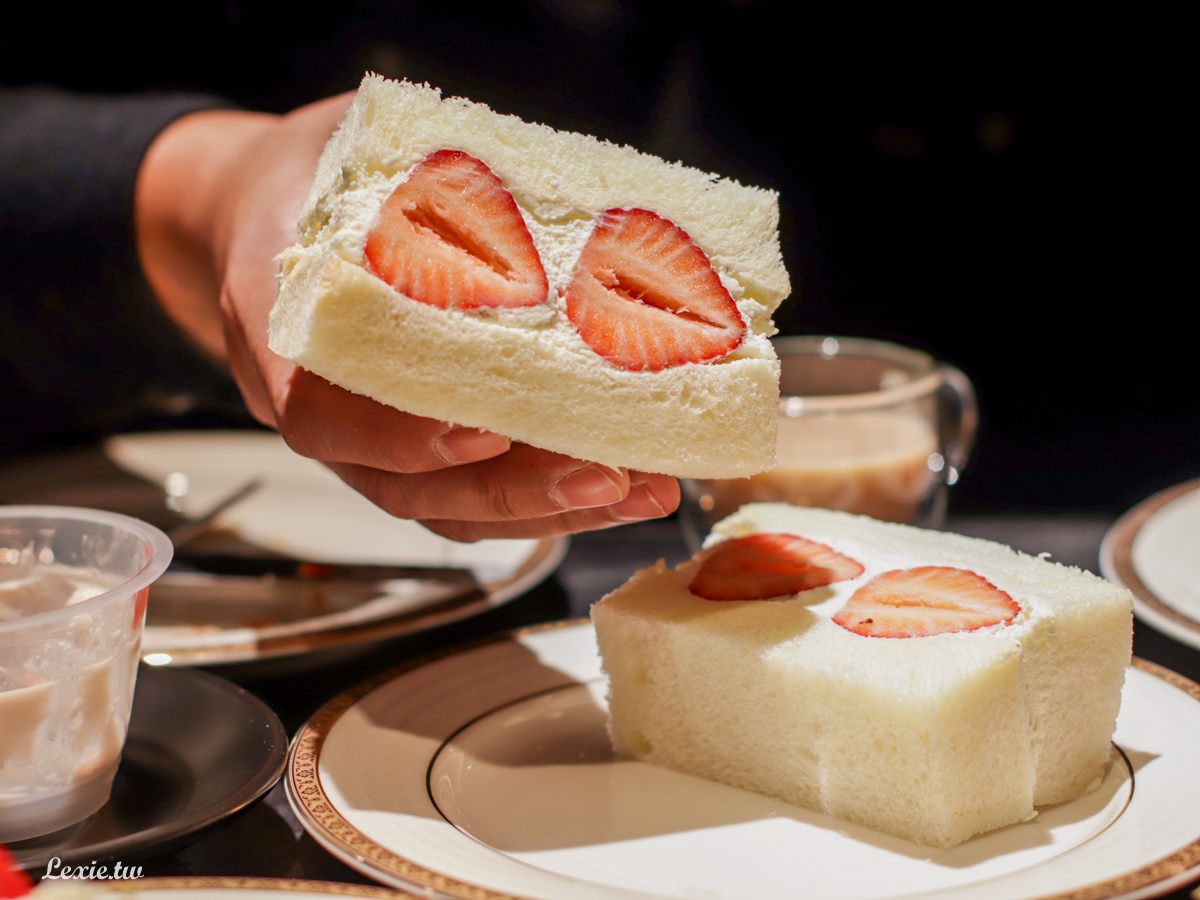 板橋甜點|Juicy Jewel就是這精品水果行，讓我想舔盤子的超強鮮奶油|板橋下午茶必吃草莓蛋糕