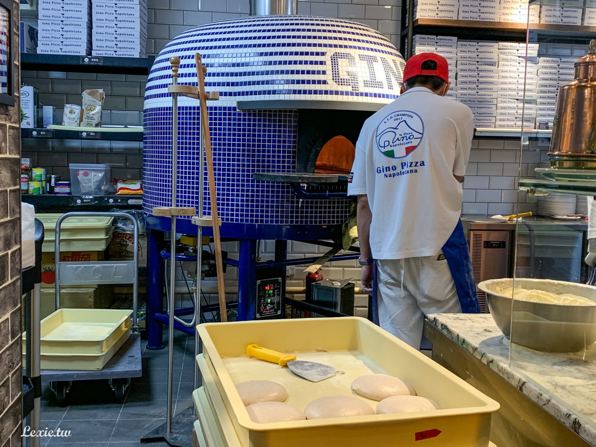 宏匯廣場美食|Gino pizza世界冠軍Pizza道地拿坡里餅皮，平價又美味/菜單