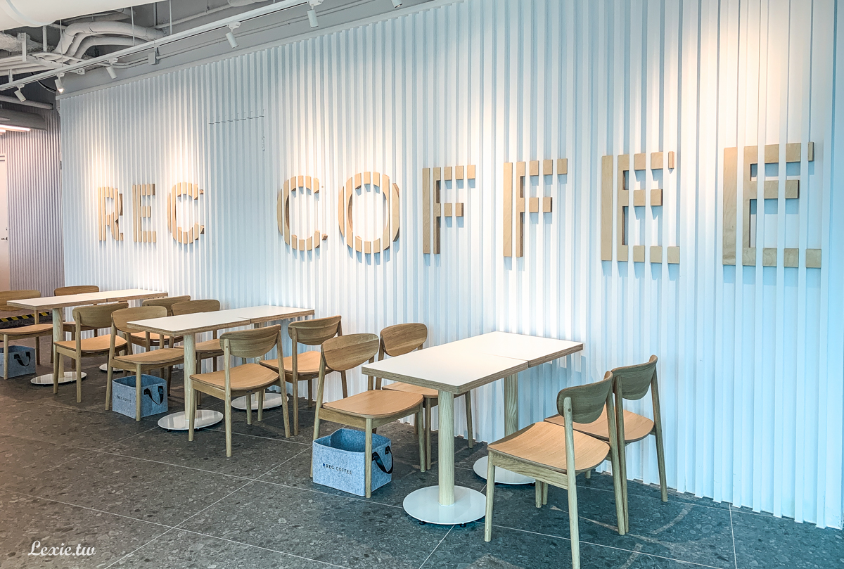 REC COFFEE台中咖啡廳新景點，90座位/無敵景觀，日本福岡冠軍咖啡海外一號店