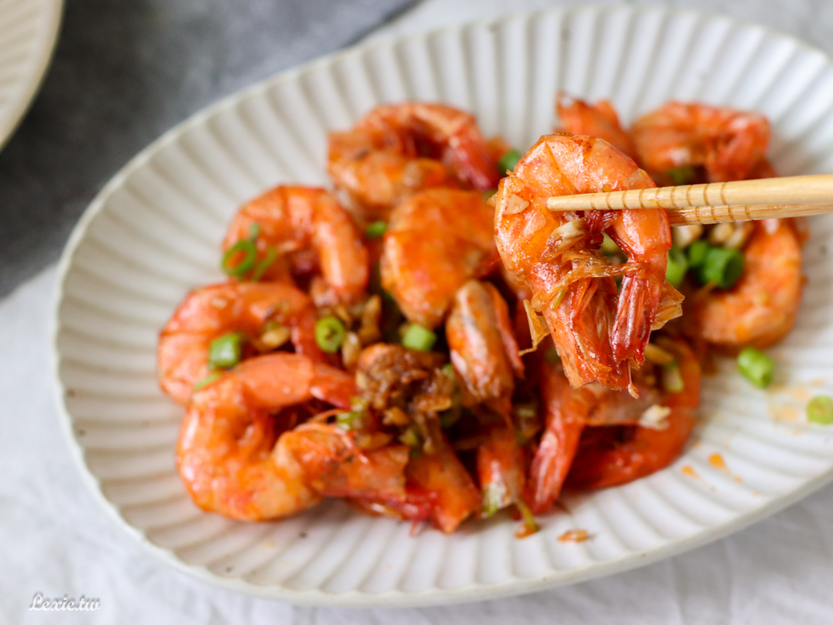 簡易食譜|蒜香奶油蝦，超香超下飯的不敗家常菜，蝦子食譜推薦