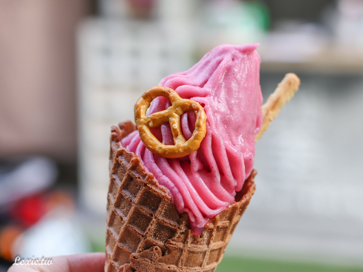 板橋冰店|瑰季手工霜淇淋 ，當季新鮮水果製成，每天只賣一種口味