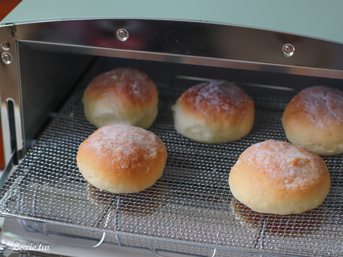阿拉丁烤箱|烤肉甜點都OK！0.2秒瞬熱，最高達280度，美型小烤箱推薦
