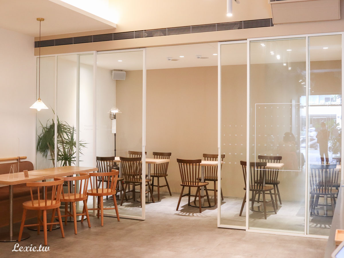 勺日|台北東區最美的大空間韓系咖啡廳/早午餐/下午茶,也是質感選物店