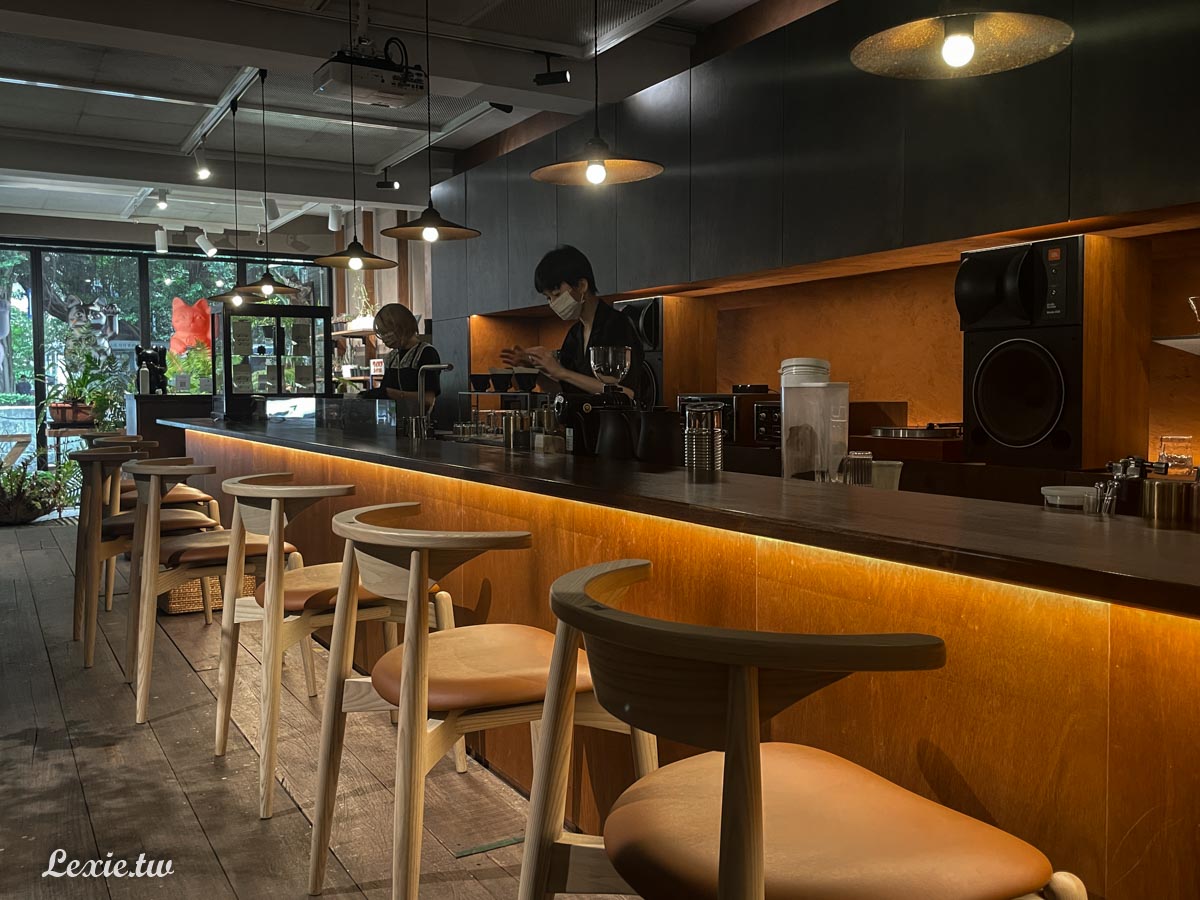 Re森³(森3)中山區咖啡廳，復古爵士樂/選品店複合式空間，包廂預約聽音樂