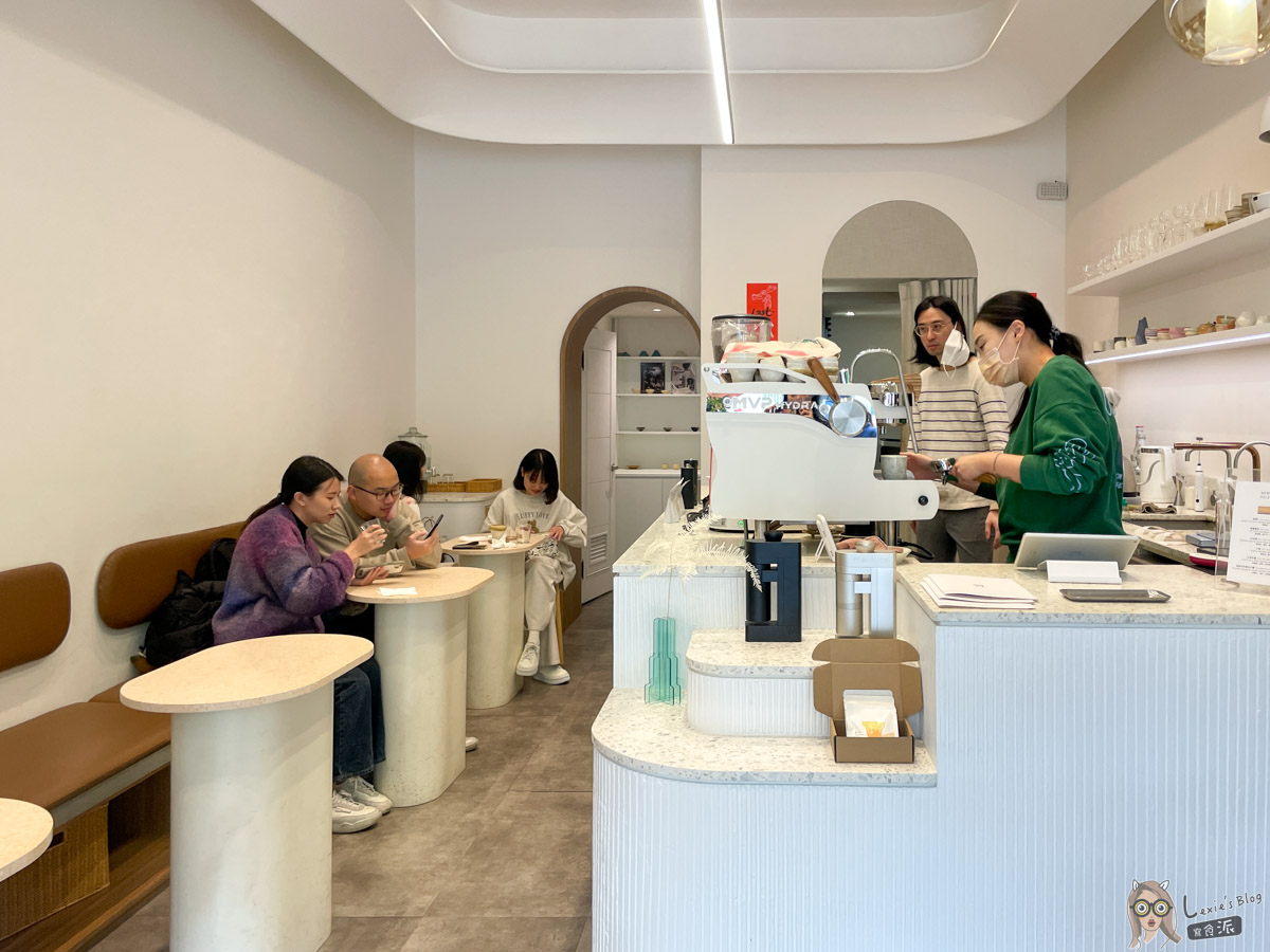 網站近期文章：Caffeine Stone咖啡酒陶｜中山站清新咖啡廳，咖啡與陶器的可愛小店