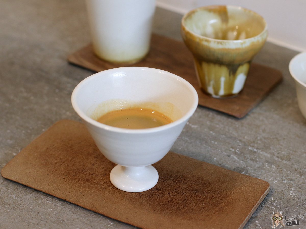 Caffeine Stone咖啡酒陶｜中山站清新咖啡廳，咖啡與陶器的可愛小店