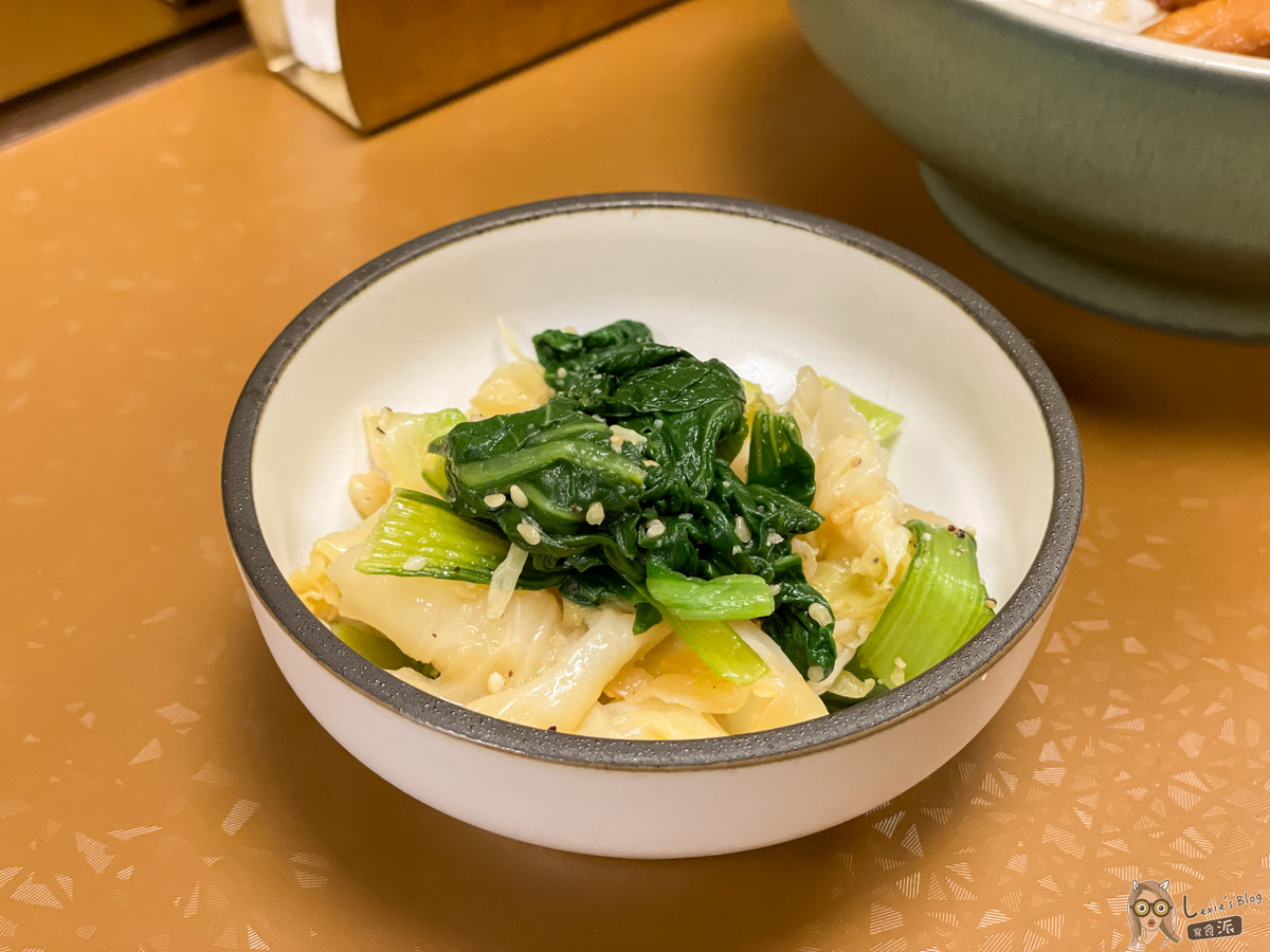 金晶雞 | 善導寺美食，好吃爆炒雞肉飯！一個人也能吃的中式簡餐店