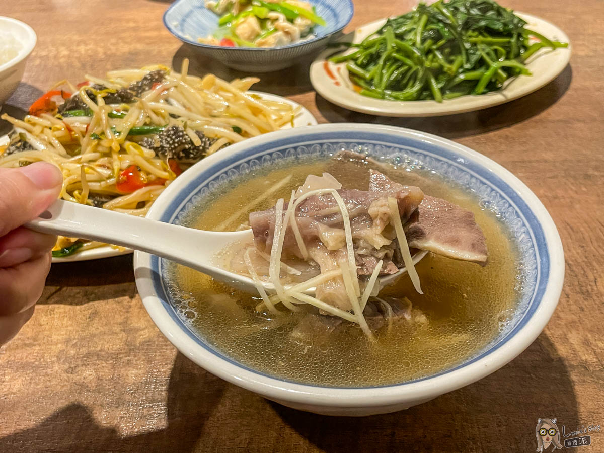 金春發牛肉店|發火鍋復北店 清燉牛肉湯頭太讚!菜單 金春發牛肉店|發火鍋復北店 清燉牛肉湯頭太讚!菜單